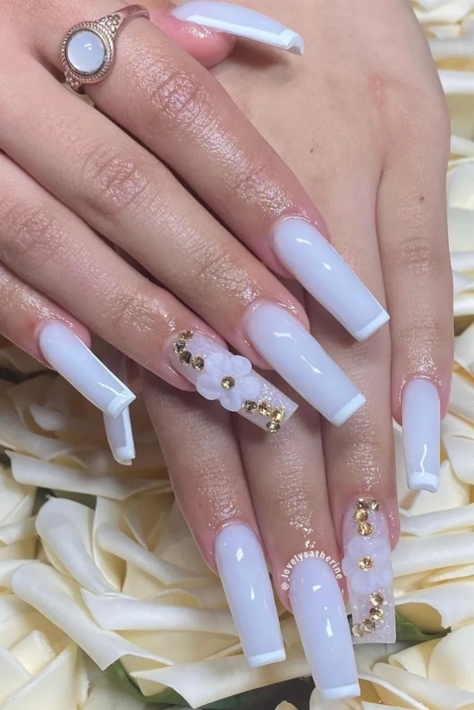 21 Gorgeous White Nail designs 2023 – Inspired Beauty